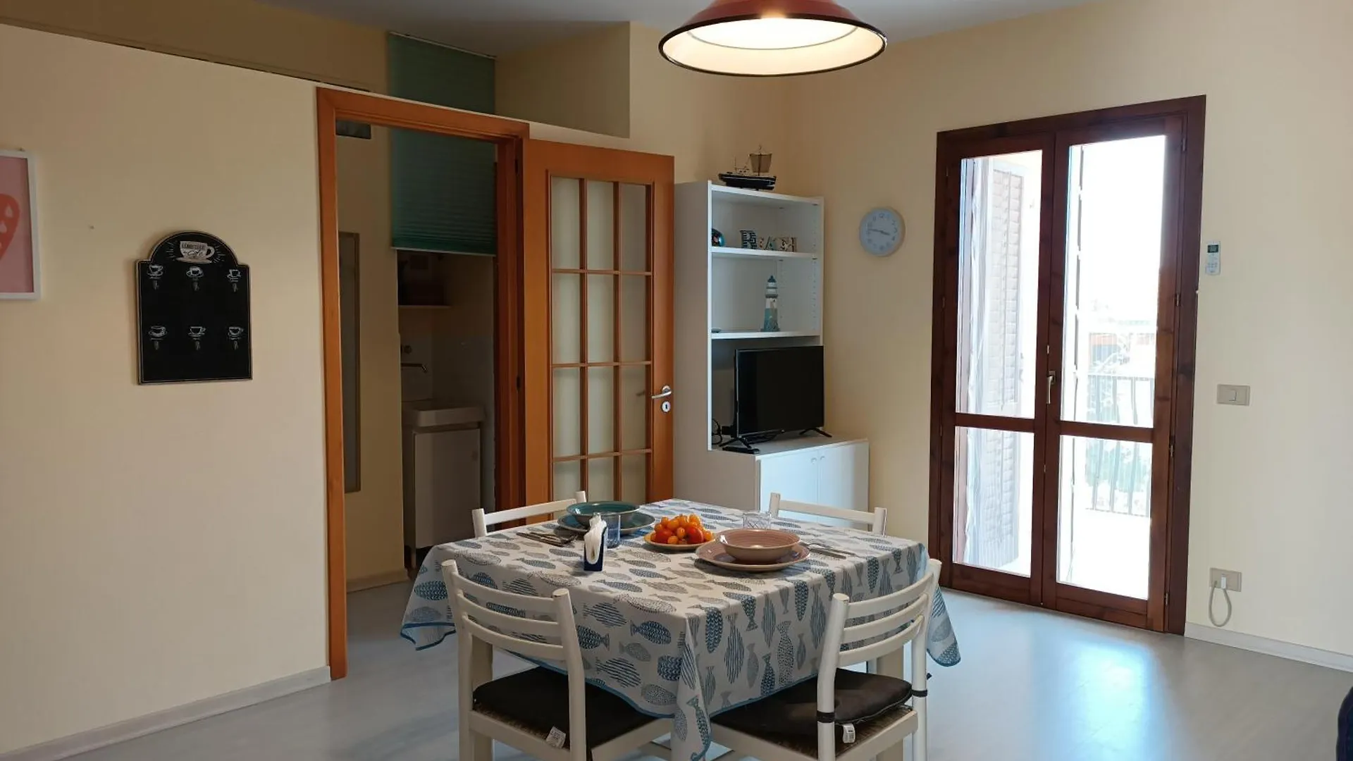 דירות מרינה די רגוזה Rosy House 0*,  איטליה
