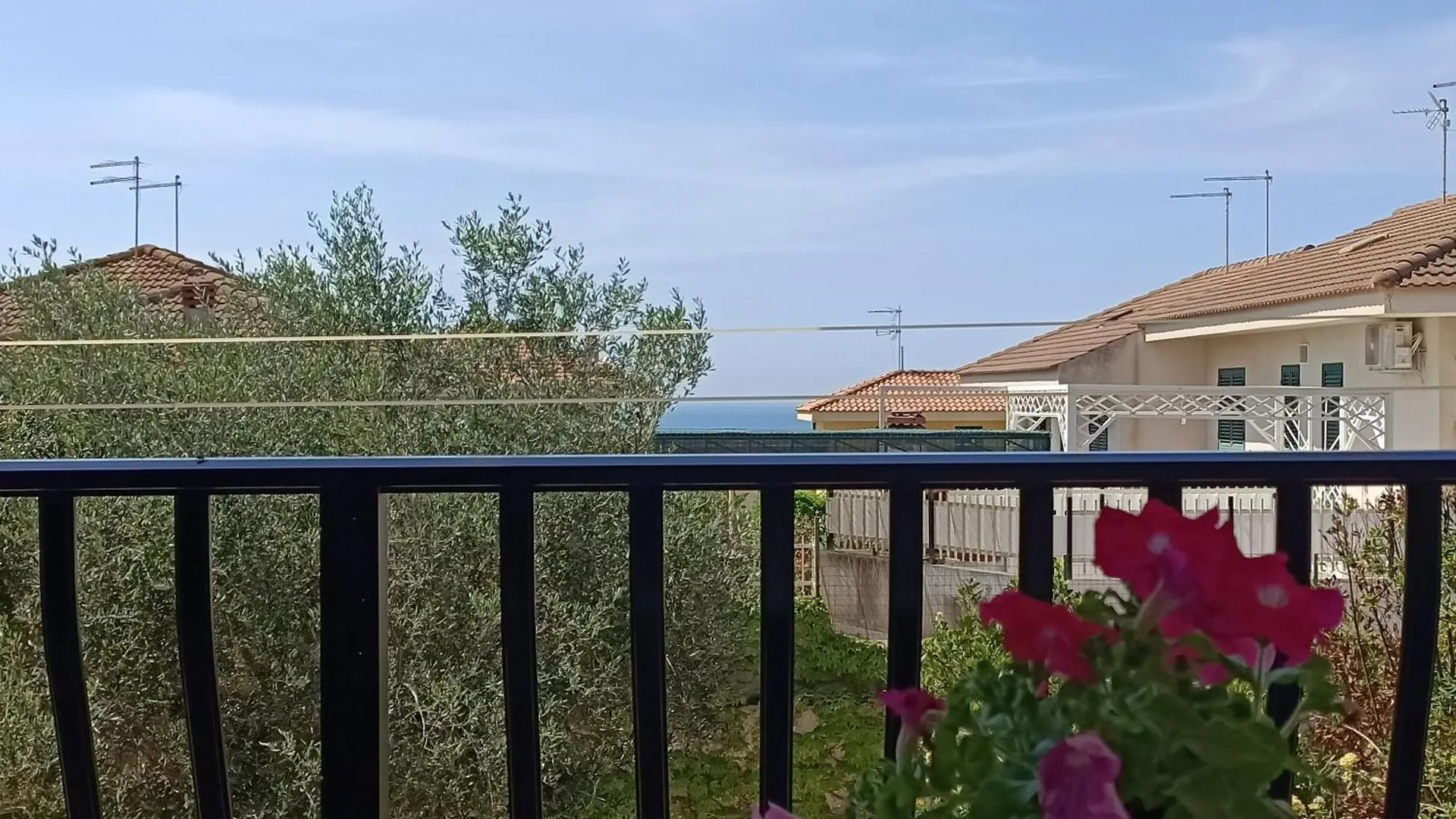 דירות מרינה די רגוזה Rosy House 0*,  איטליה